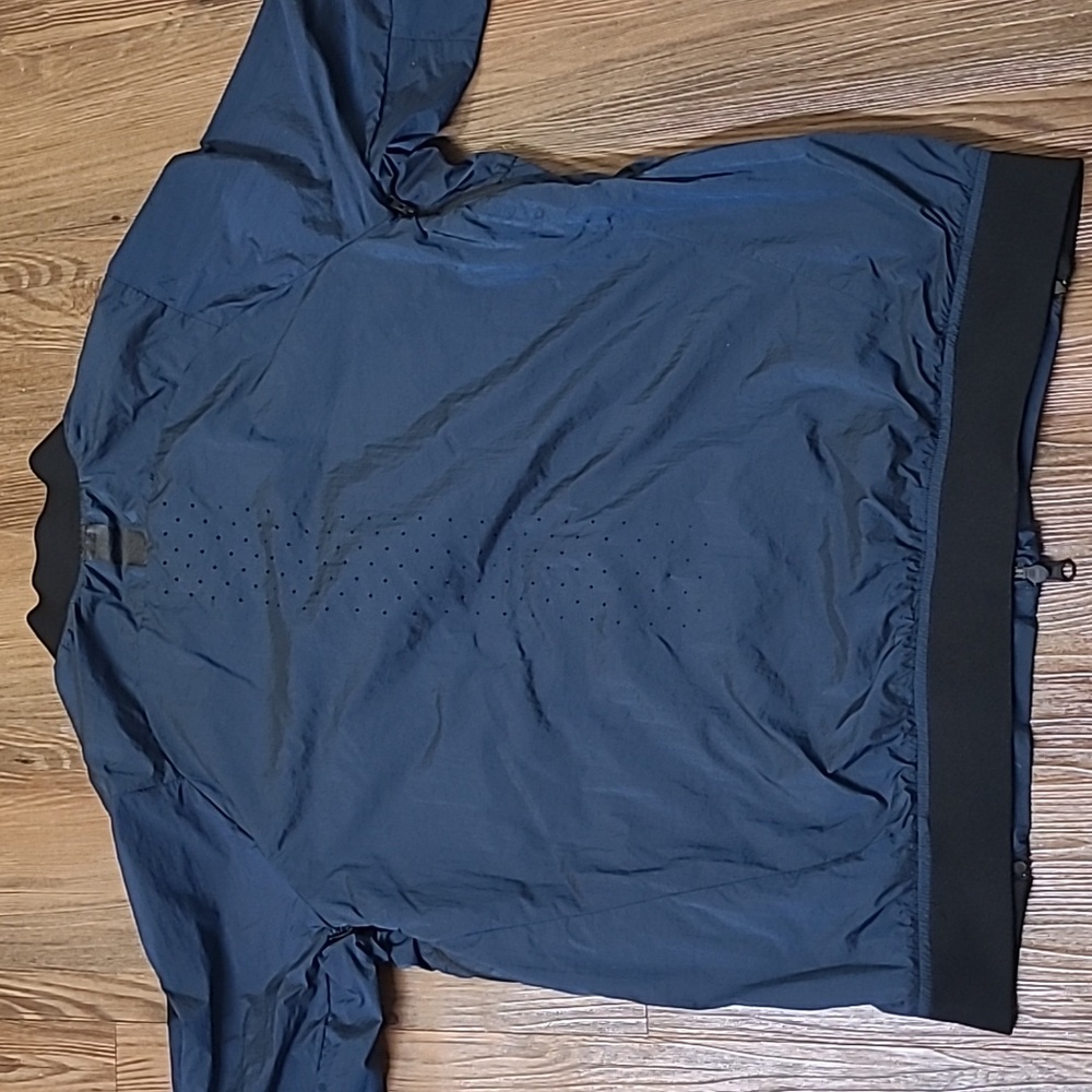 Nike Men's Blue Jacket used perfect condition. - Picture 13 of 14